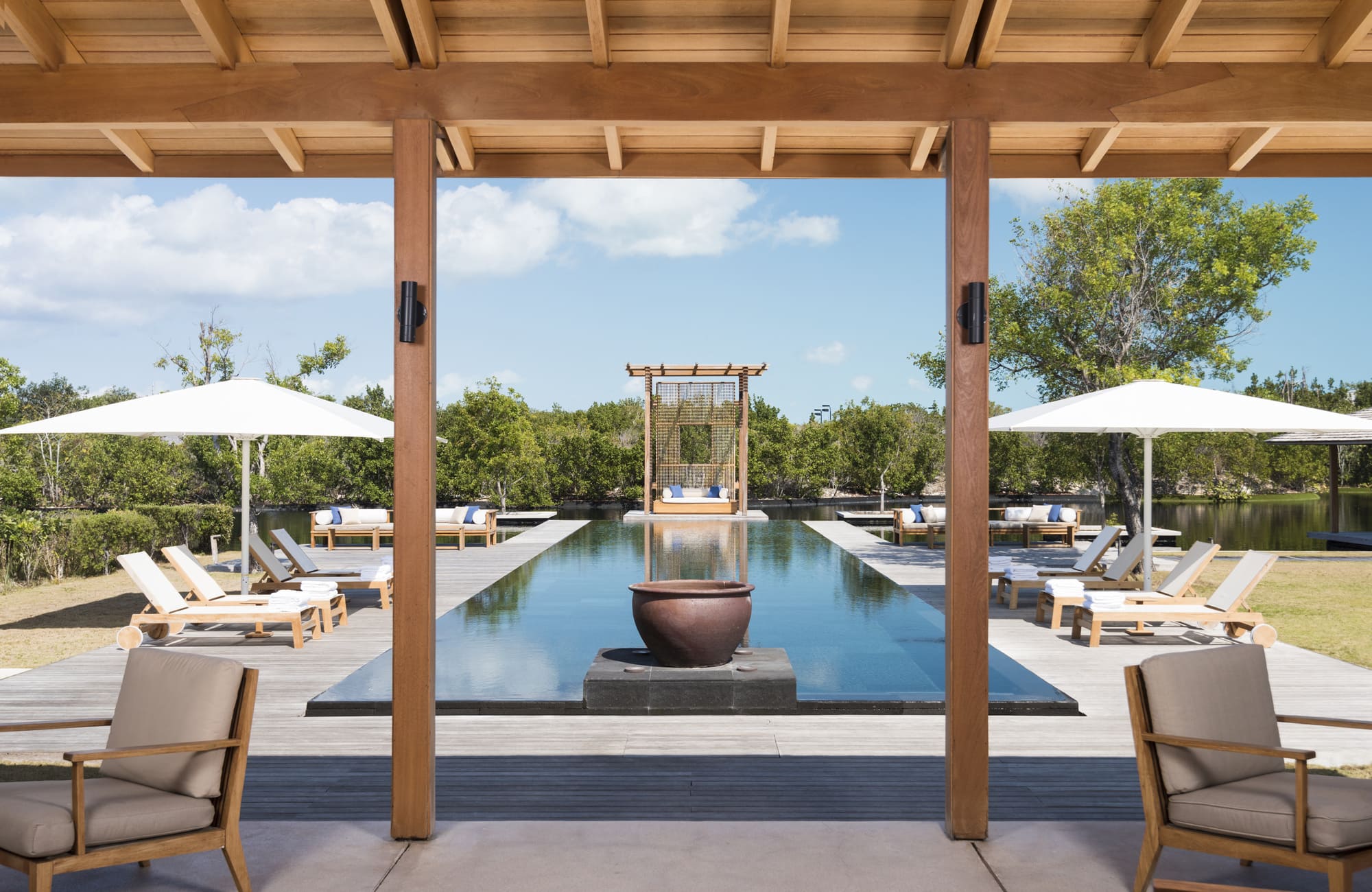 provid - turks & caicos