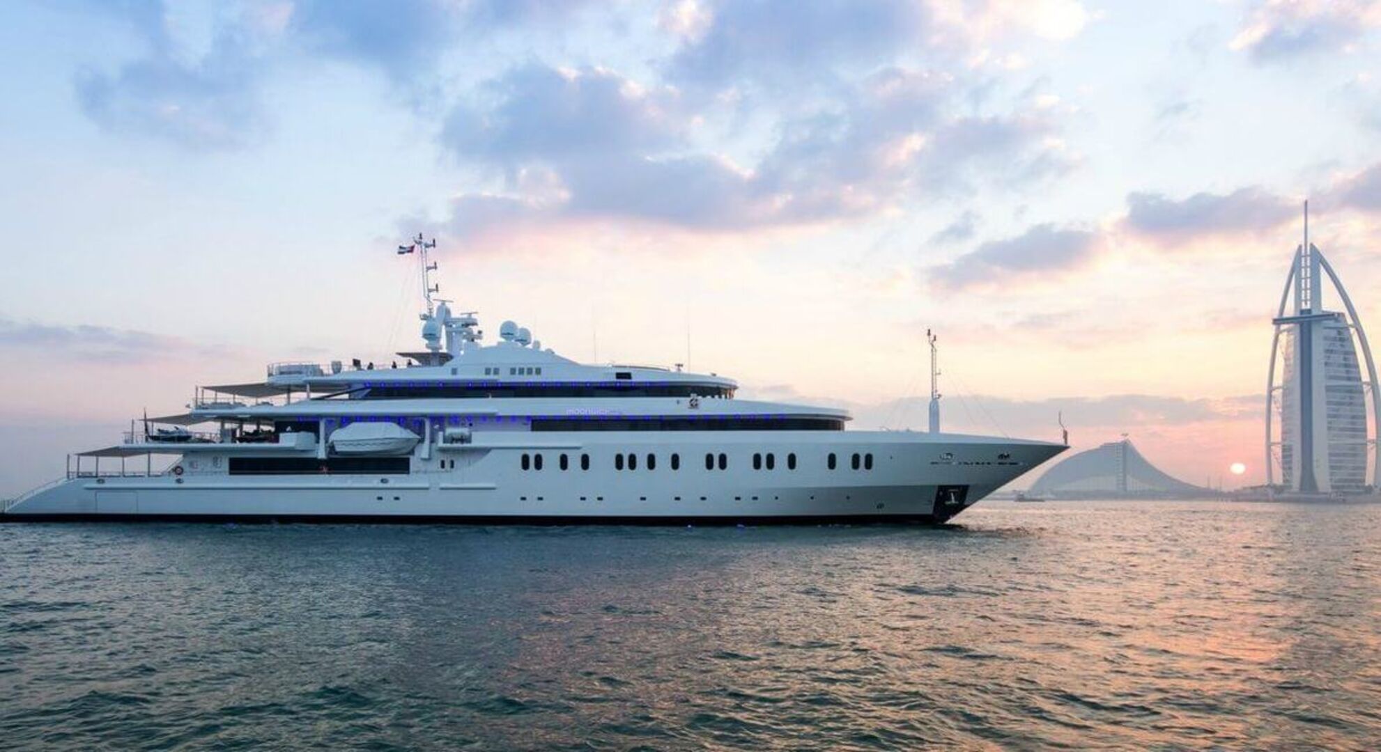 moonlight II - middle east